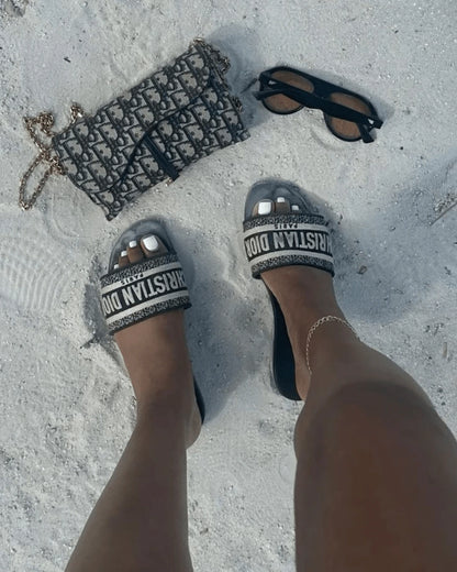 SANDALIA CHRISTIAN DIOR™